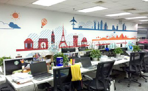 金堂教你设计办公室墙绘的方法。